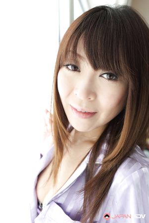 Long haired Japanese MILF Jun Kusanagi will impress everyone