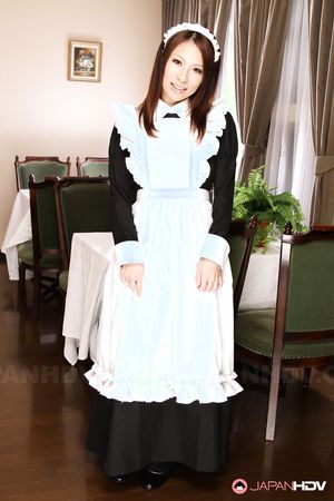 Beautiful brunette waitress Himeki Kaede will impress everyone