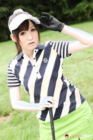 Sweet looking Japanese golf lady Michiru Tsukino will blow your mind