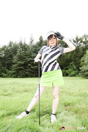 Sweet looking Japanese golf lady Michiru Tsukino will blow your mind