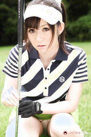 Sweet looking Japanese golf lady Michiru Tsukino will blow your mind