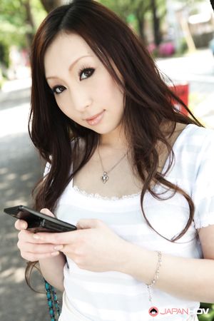 Long haired brunette Asuka Souma shows her beautiful body outdoors