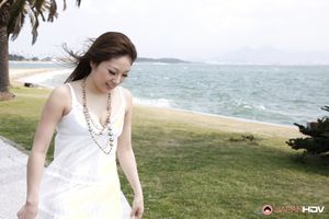 Super hot Japanese lady Manami Ichikawa shows off on the beach