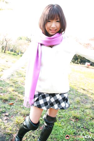 Super cute Japanese teen model Mahiru Tsubaki shows off outdoors