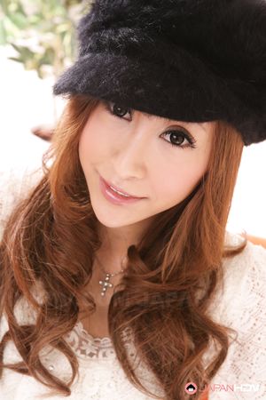 Beautiful Japanese porn star Reina Ichijo shows her fine tits with joy