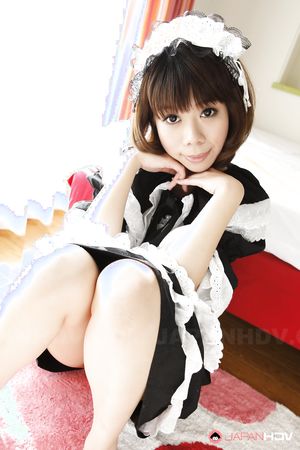 Hot young lady Sakura Aragaki in a maid uniform shows her sexy cunt