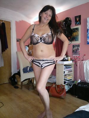 My sexy English wife black fucked to Creampie by young bareback virgin