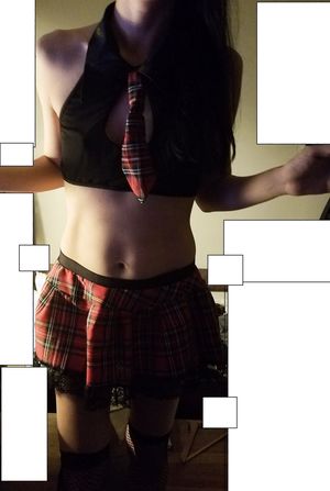 Sexy Wifey Photos Posing for Tributes