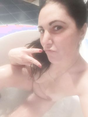 Hot mature slut