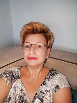 Angelica 50 yo Polish hairy masturbating slut