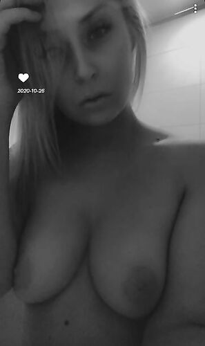 Mackenzie Roland - 19yo US webslut exposed