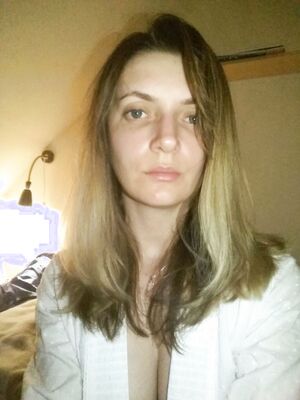 Meg 30 yo Polish slut