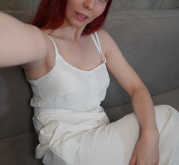 Friend's girlfriend accidentally sent me her sexy nudes