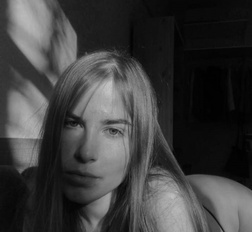 Beauty from the gym shared some amazing nudes