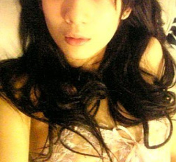 Selfshot homemade gorgeous asian amateur girl with glasses