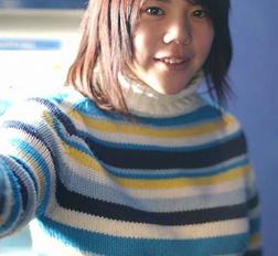 Busty asian amateur girl shares her private sexy photos on internet