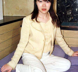 Japanese amateur wife shows her thin body and gets hairy pussy fucked