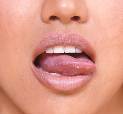 Tight young amateur asian slut exercises her firm ass off