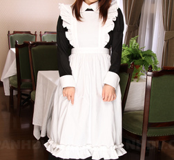 Beautiful brunette waitress Himeki Kaede will impress everyone