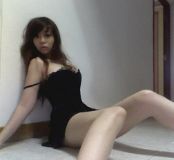 Sexy Dahne from Singapore