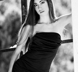 Italian nude model Alessia Pinneri